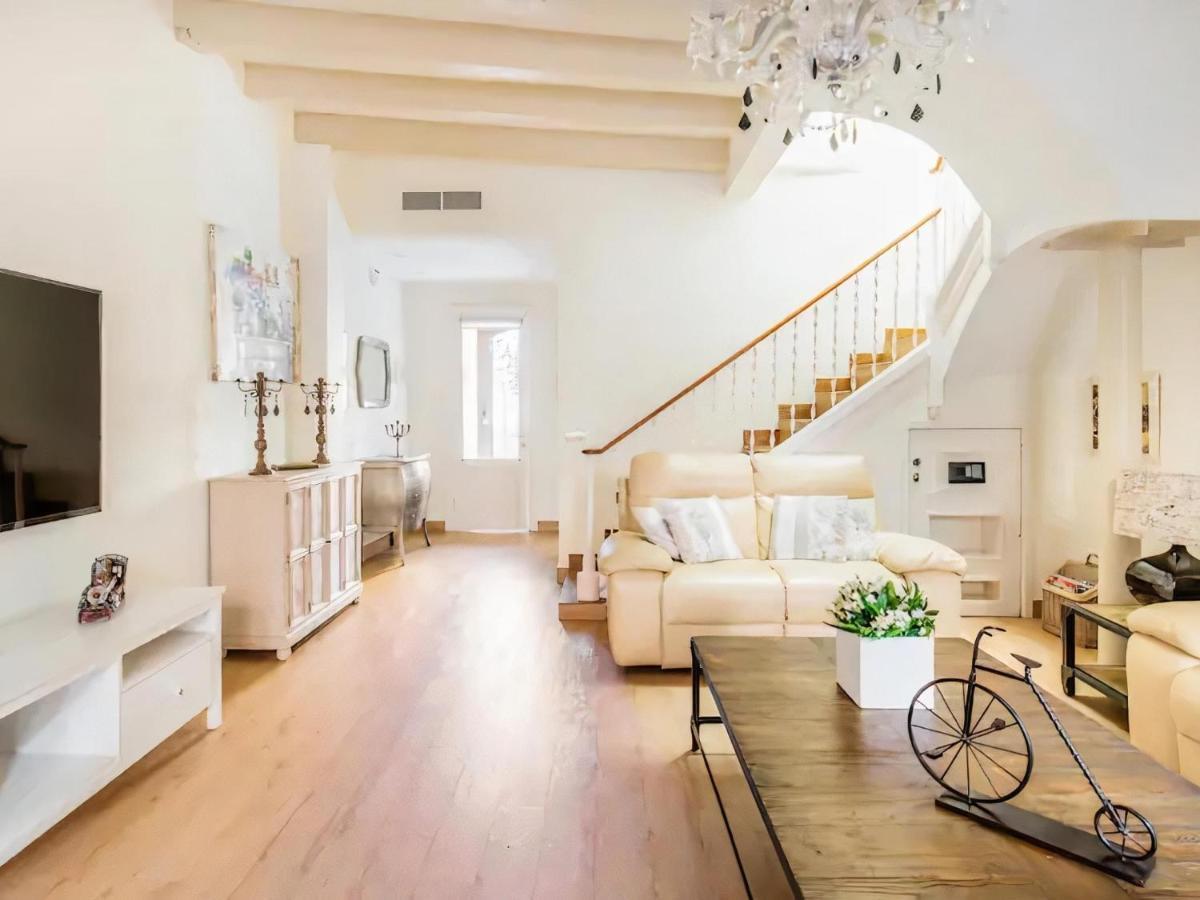 Sitges Spaces Beach House-4 bedrooms, 3 Bathrooms, Large Terrace, Jacuzzi, Center-Beach Exterior foto
