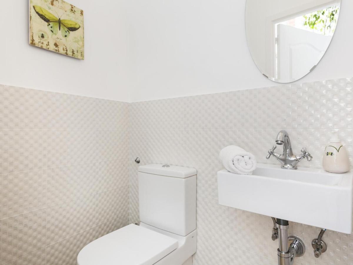 Sitges Spaces Beach House-4 bedrooms, 3 Bathrooms, Large Terrace, Jacuzzi, Center-Beach Exterior foto